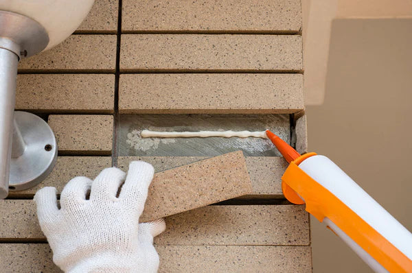 Applying Structural Adhesive A Breakdown of the Five Best Construction Adhesive Options
