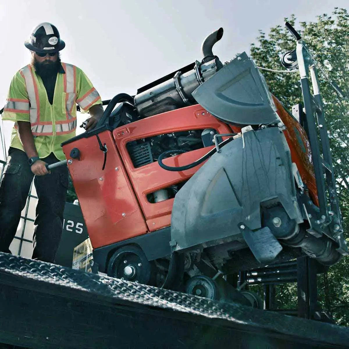 9259 Husqvarna 5000 D Front Pivot Walk-Behind Saw