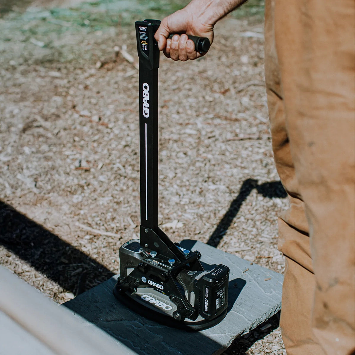 Grabo Erguo S2 Attachment Tool Perfect for lifting and moving materials on the ground