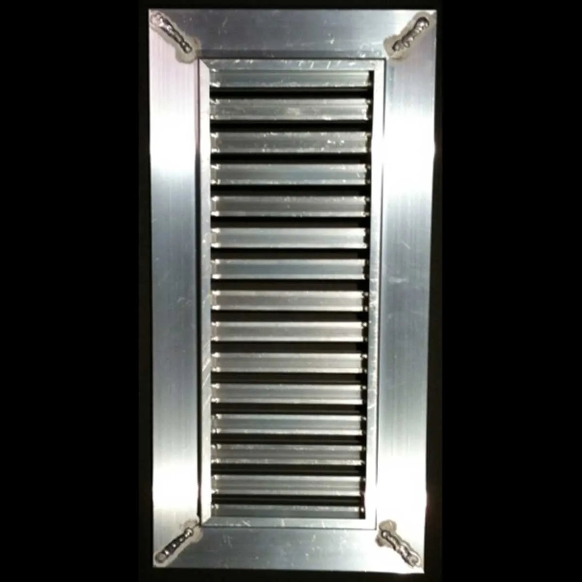 aircraft-grade aluminum frame and cradle Insert