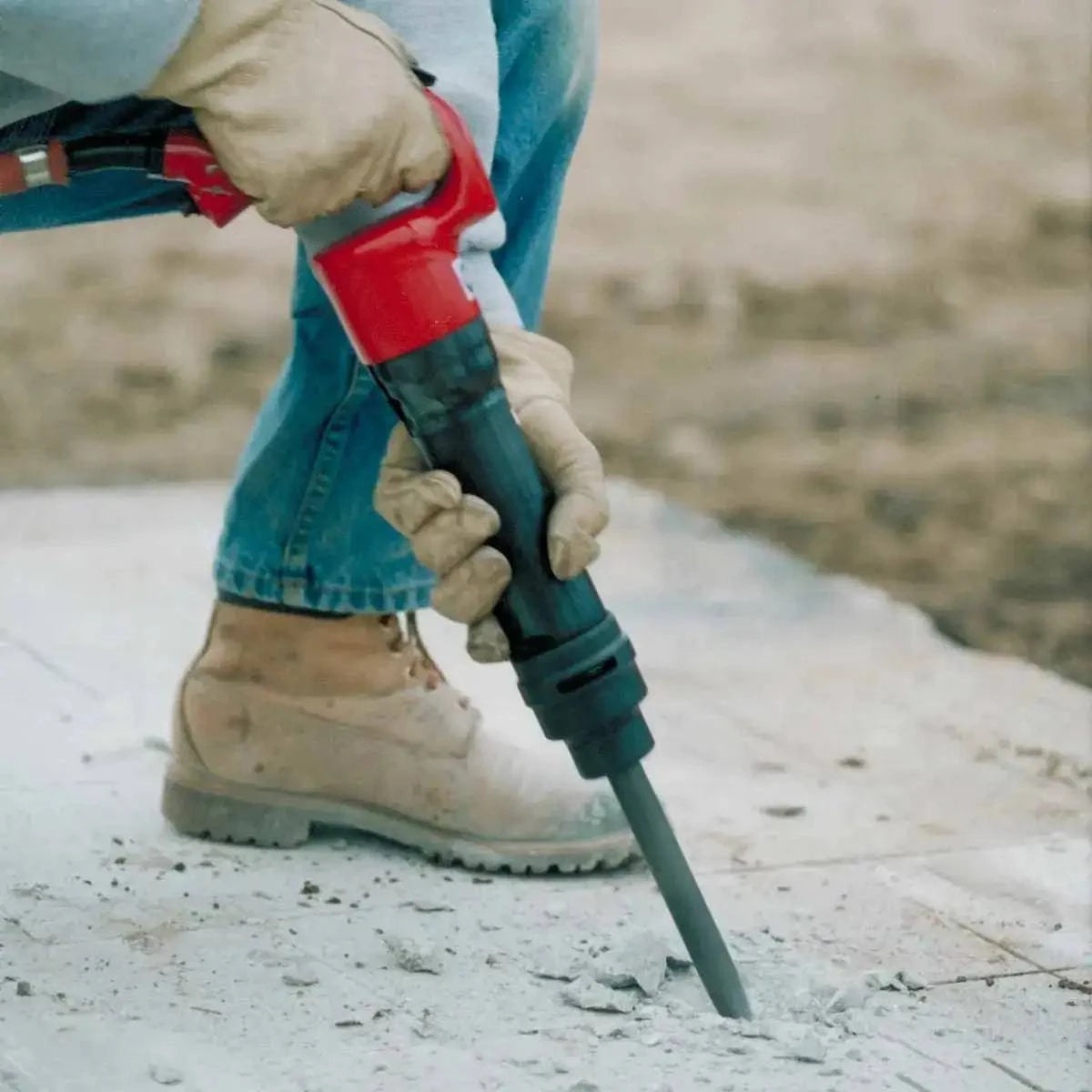 Using a CP4123 Chipping Hammer
