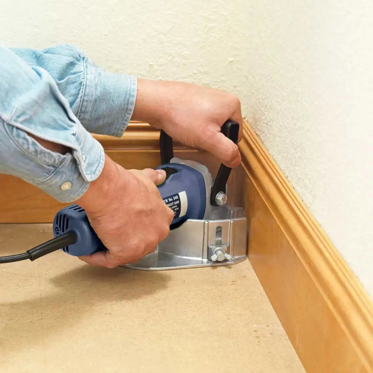 575 Crain Multi-Undercut Saw The large, flat base prevents tipping and assures accurate, level cutting