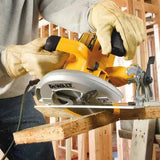 Dewalt DWE575SB Cutting 45 Degree Angle