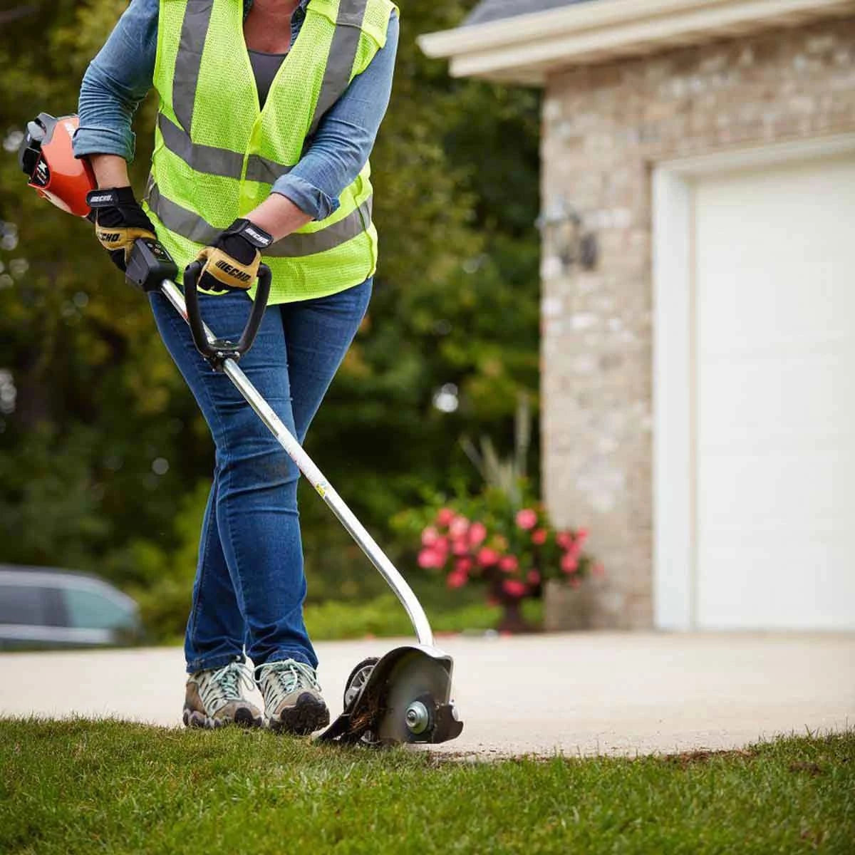 ECHO DPE-2100BT 56V Curved Shaft Edger (Tool Only)
