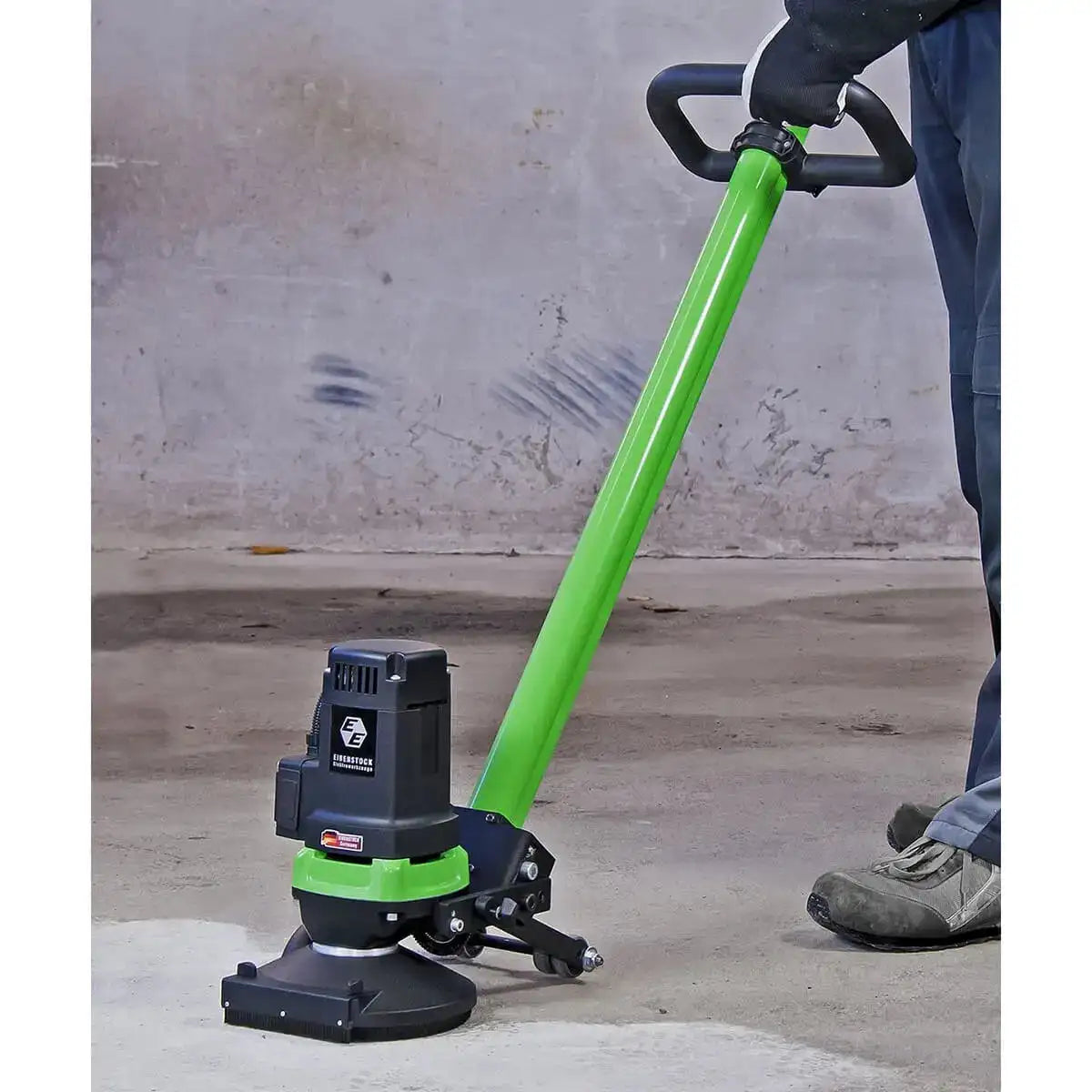 EBS 180 F with angle-adjustable floor guide for medium-sized concrete grindign jobs
