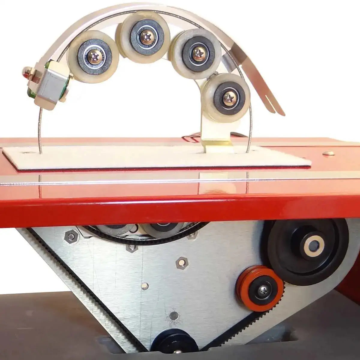 Apollo standard blade cartridge with belt and grommet assembly