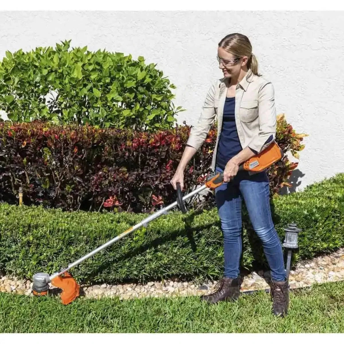 dual direction cutting weed eater