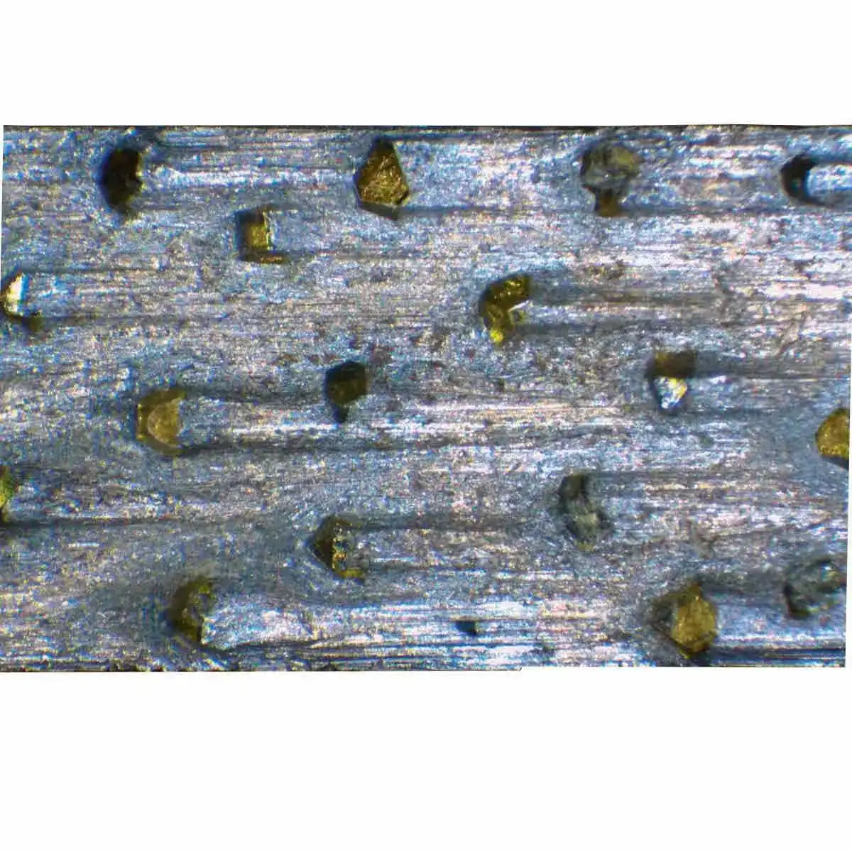 Husqvarna HG3 Diagrip Diamond Saw Blade Segment design promotes the efficient cooling of the segments and steel core, and helps to dispose of the abrasive saw slurry