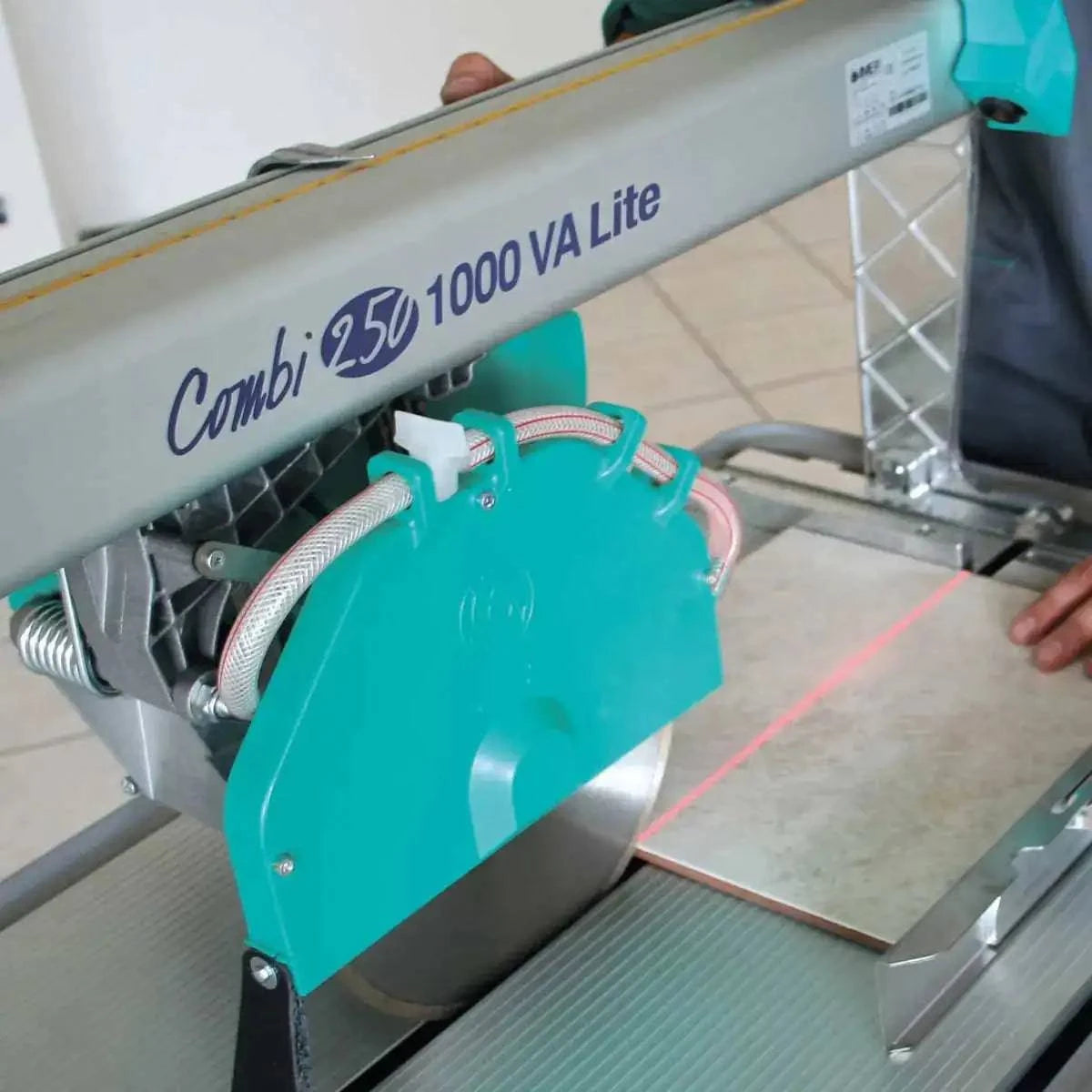 1188174 Imer Combi 250/1000VA Wet Saw with laser cutting tile