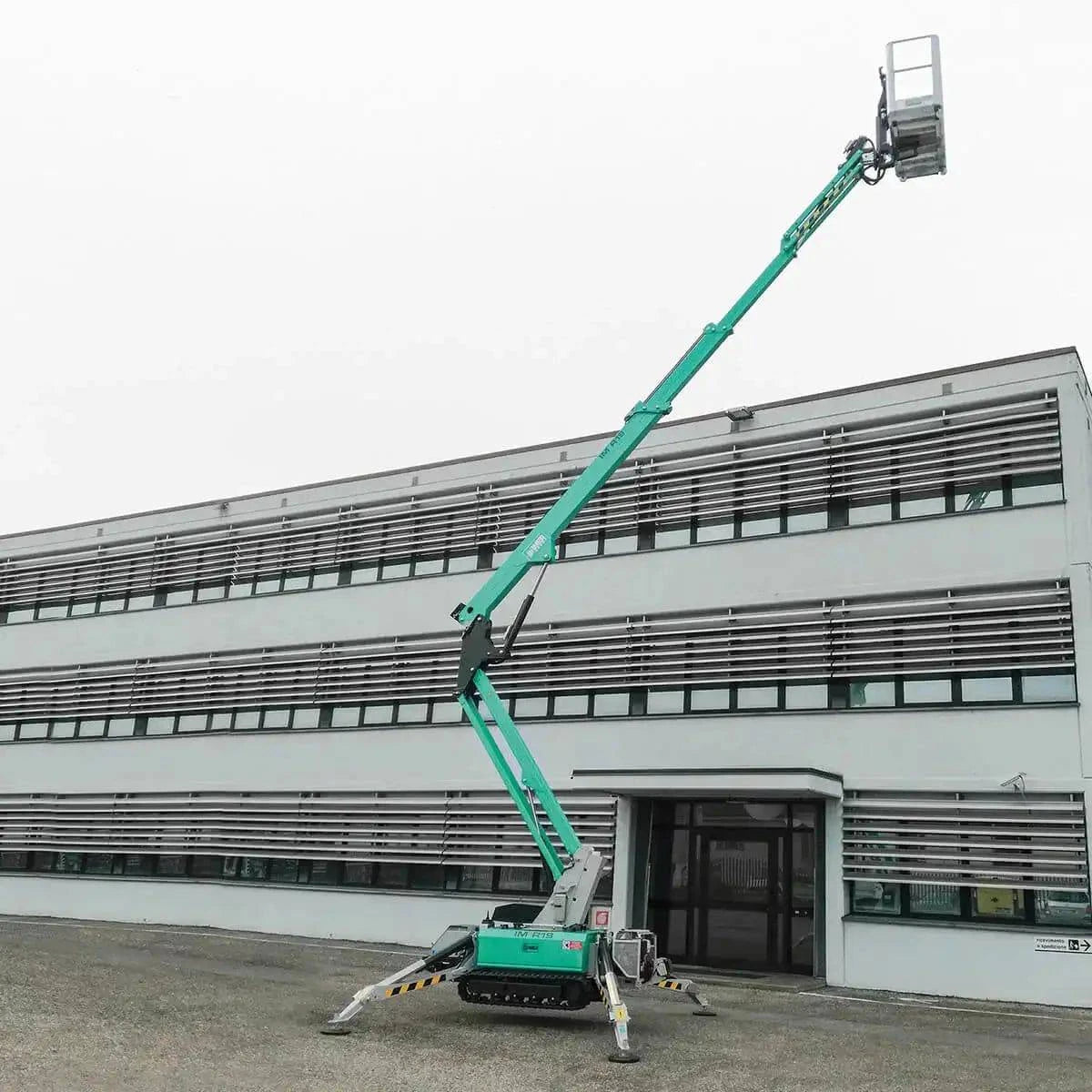 Imer im r19 increased focus on US safety codes engineered with safety in mind, user experience, maneuverability, and versatility were also a priority