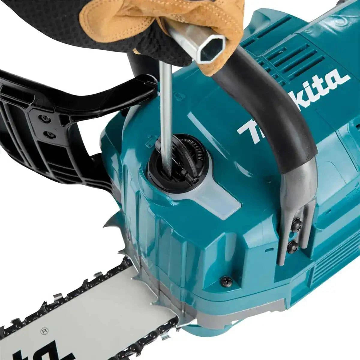 Makita 40V max XGT Brushless Cordless 18" Chain Saw Adjustable automatic chain lubrication with large oil reservoir
