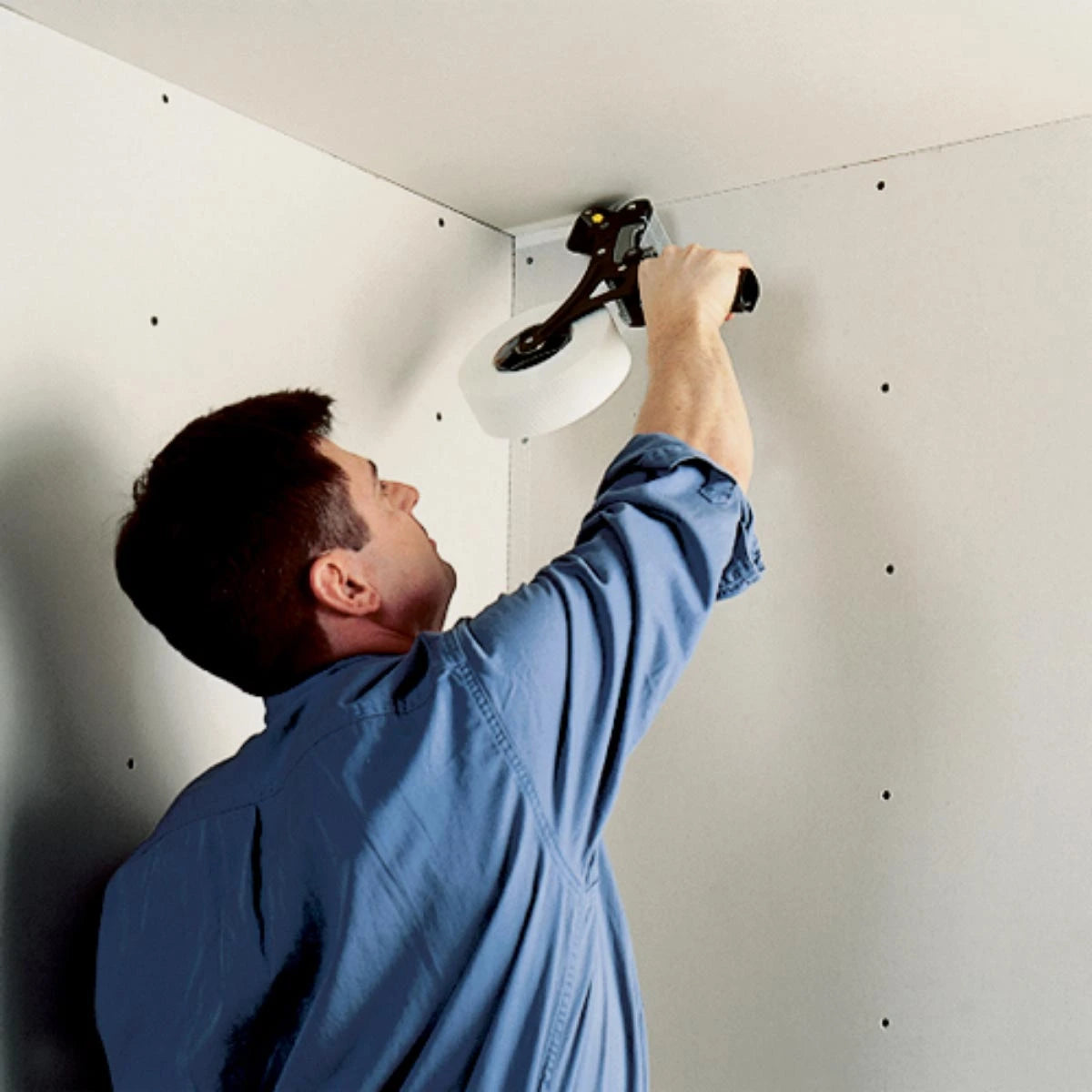 MT72 mesh tape dispenser