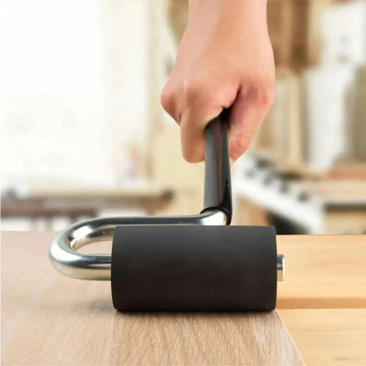 POWERTEC 12" Long Handle Rubber J-Roller