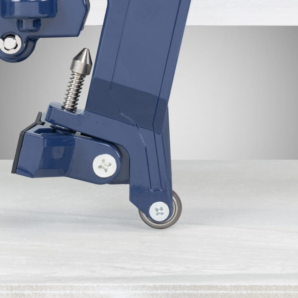 QEP Katana™ 7/8" Premium Tile Cutting Wheel Close Shot