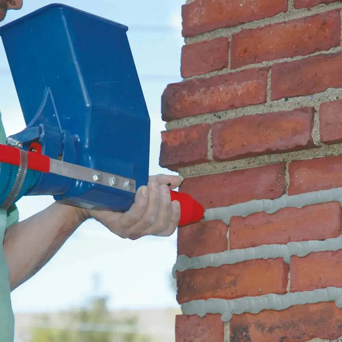 Applying Mortar to Brick Using Quikpoint Gun 3000