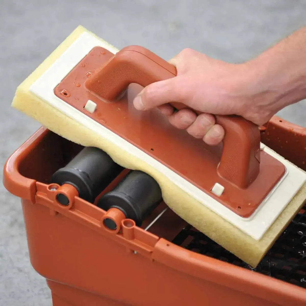 Raimondi Hand Sponge In Rollers