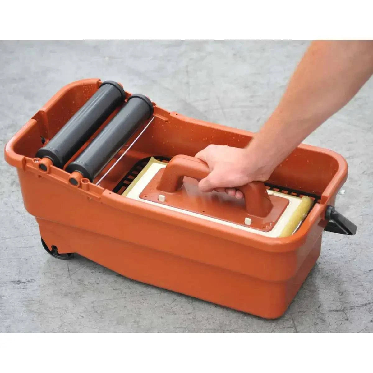 Raimondi Smart Grout Hand Sponge