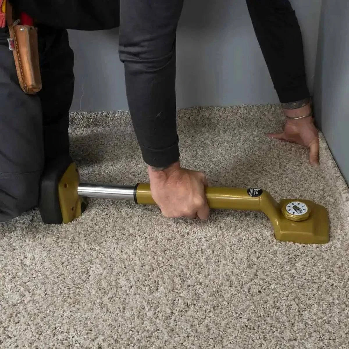flooring and carpet, carpet underlay, power stretching carpet, stretching carpet, knee kicker carpet, seam carpet