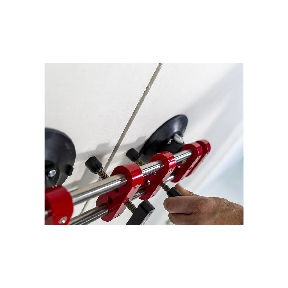 Rubi Tile Regulator Closeup