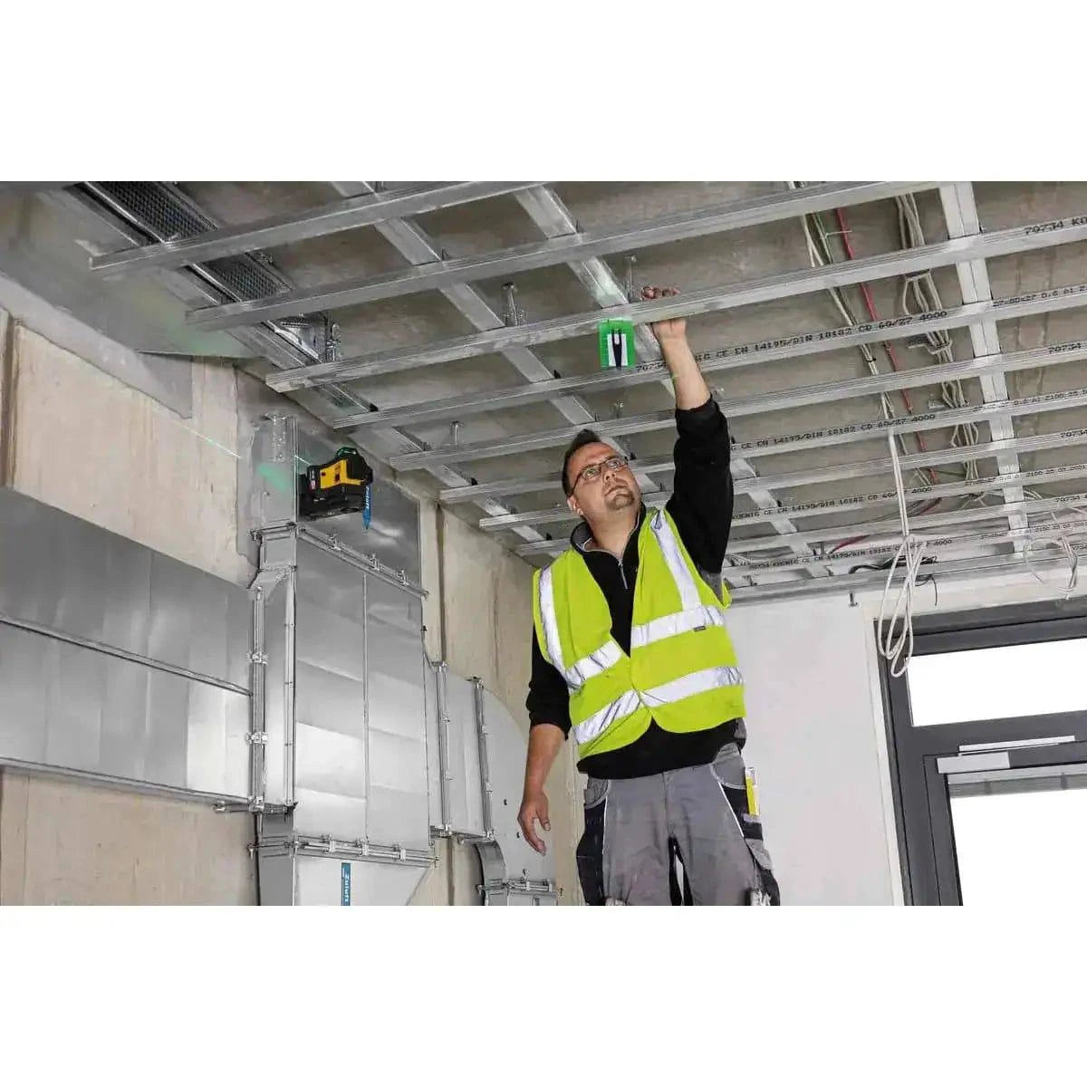 Lax Ceiling Stabila LAX 600G 3 Plane/360° Green Beam Laser 7pc Kit