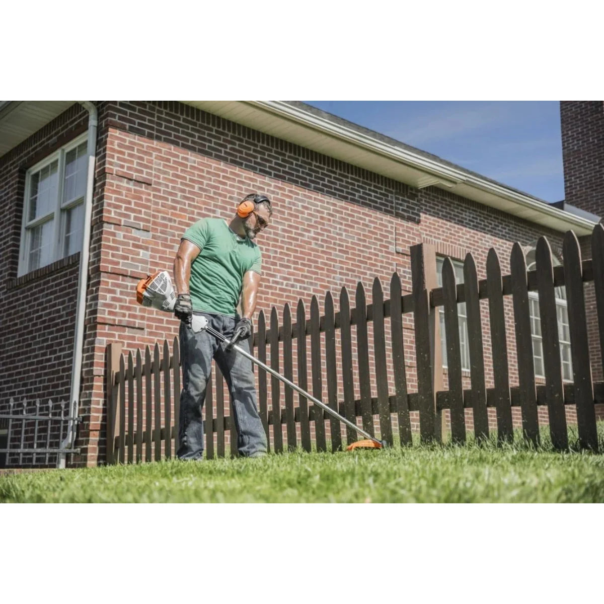 Stihl FS 56 Gasoline Grass Trimmer Loop Handle Outdoors