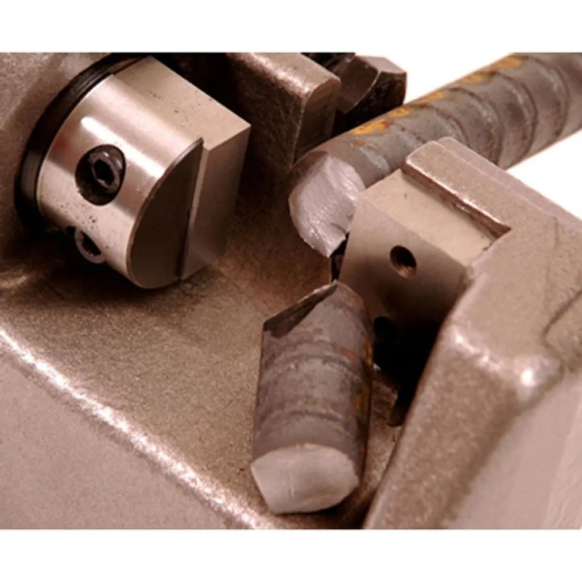 RC 20 Cutting Capacity 3/4” Rebar