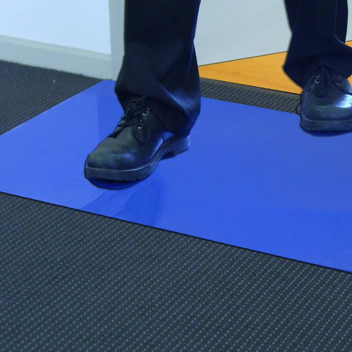 Zip-Up Tacky Blue Mats